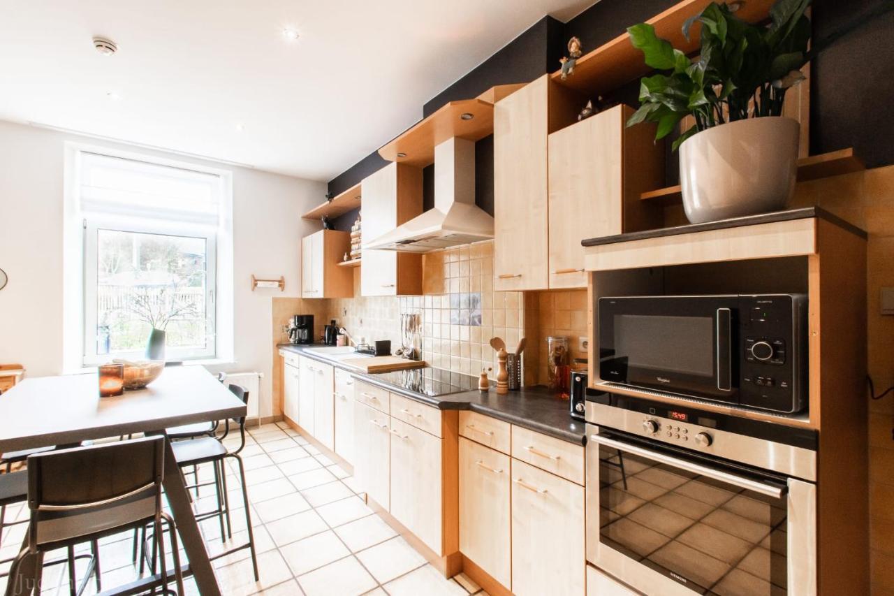 Maison Spacieuse Unifamiliale. Gite La Clochette Bastenaken Buitenkant foto