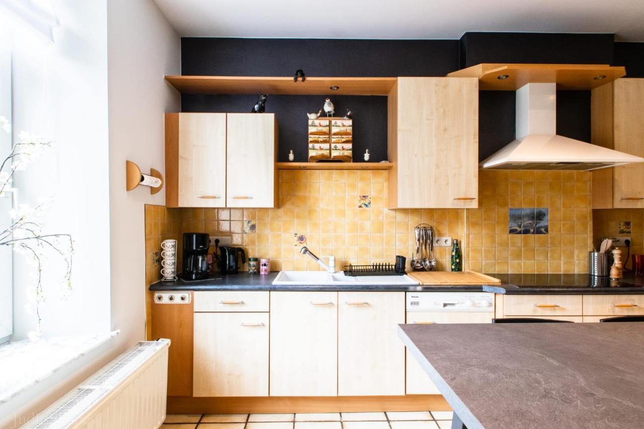 Maison Spacieuse Unifamiliale. Gite La Clochette Bastenaken Buitenkant foto