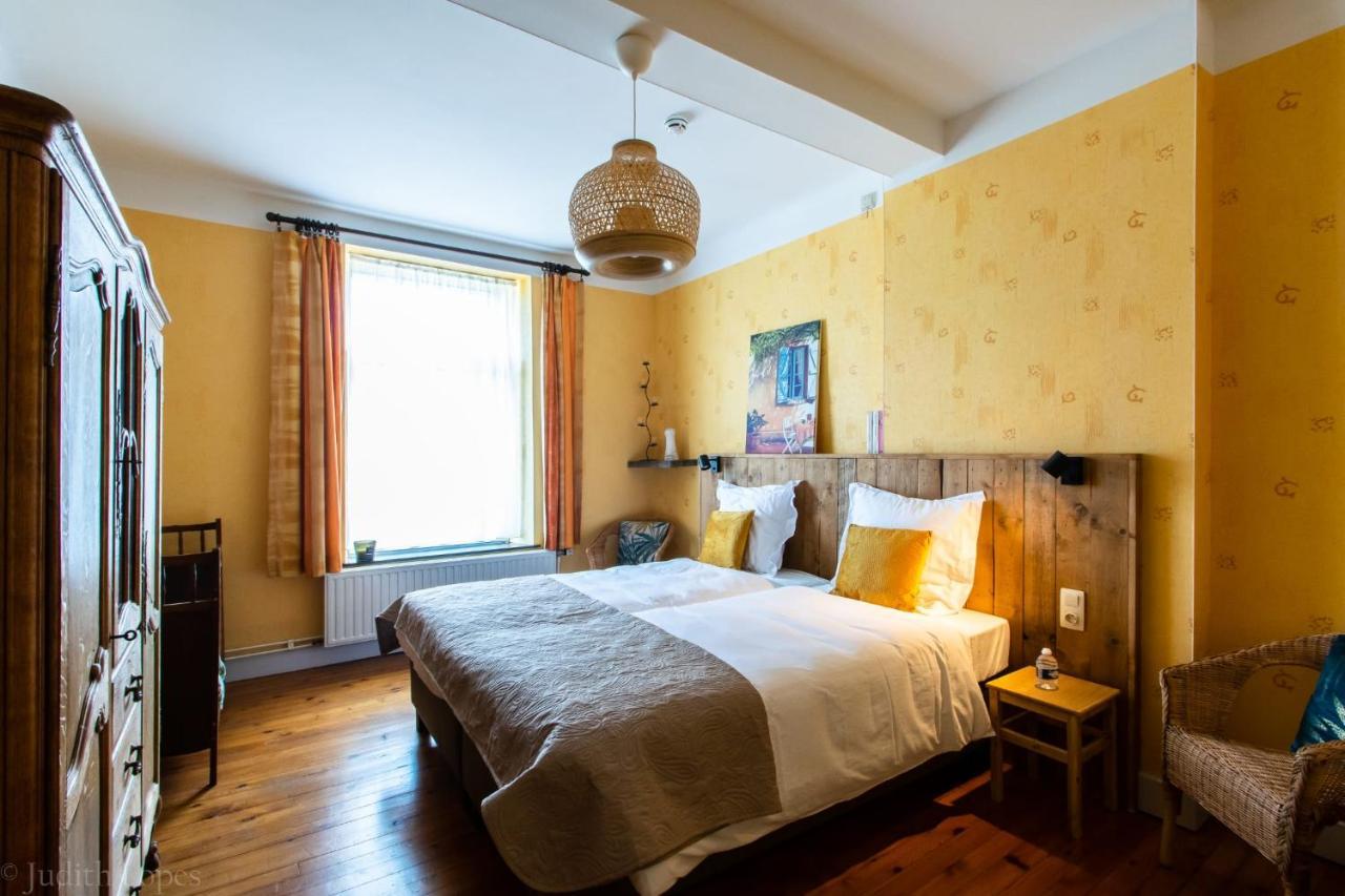 Maison Spacieuse Unifamiliale. Gite La Clochette Bastenaken Buitenkant foto