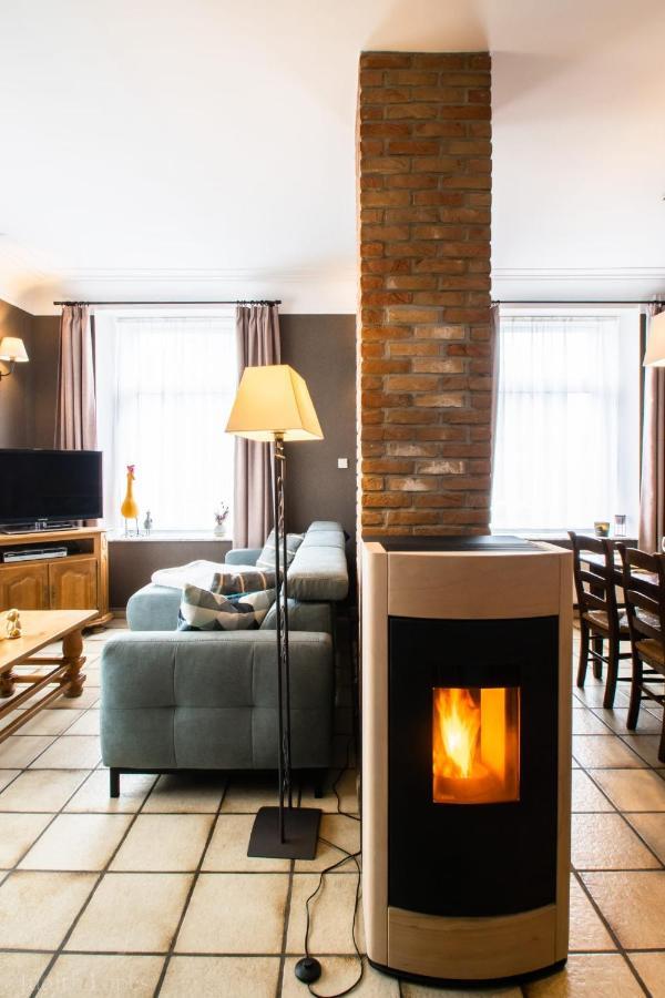 Maison Spacieuse Unifamiliale. Gite La Clochette Bastenaken Buitenkant foto
